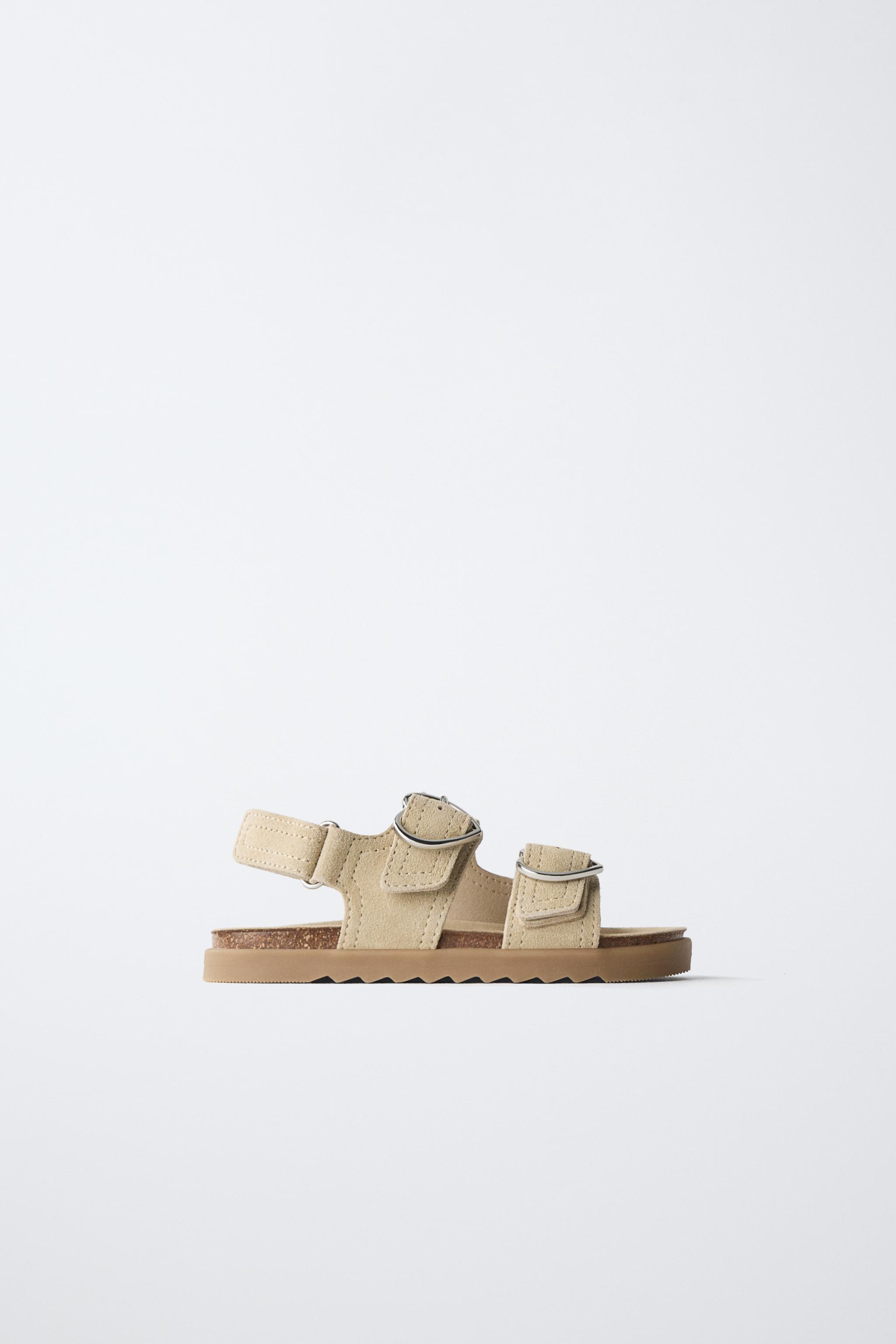 LEATHER BUCKLE SANDALS